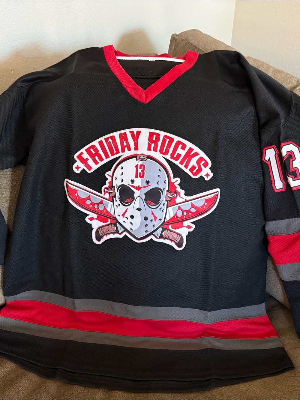 NEW!😎 Killer Friday the 13th Black & Red Hockey Jersey ~ Men’s XL